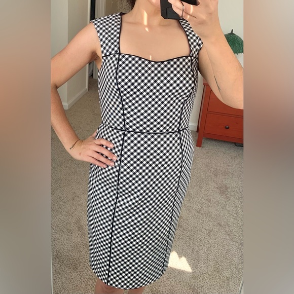 Meet your Posher, Vanessa - Picture 10 of 16